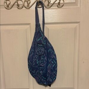 Kavu Navy and Teal Patterned Sling Bag